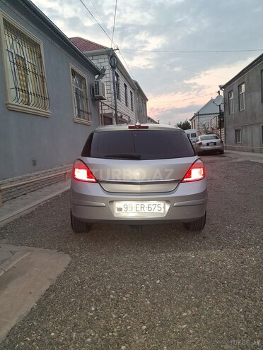 Opel Astra 2006, 301,000 km - 1.3 l - Qazax