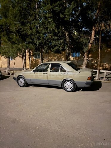 Mercedes 190 1992, 500,000 km - 2.0 л - Sumqayıt