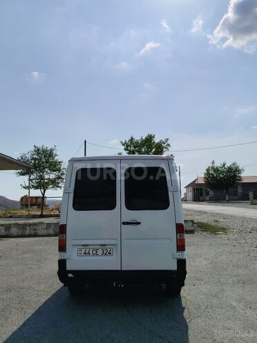 Mercedes Sprinter 208 1997, 368,574 km - 2.3 l - Göyçay