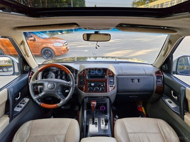 Mitsubishi Pajero 2006, 384,000 km - 3.0 л - Şirvan