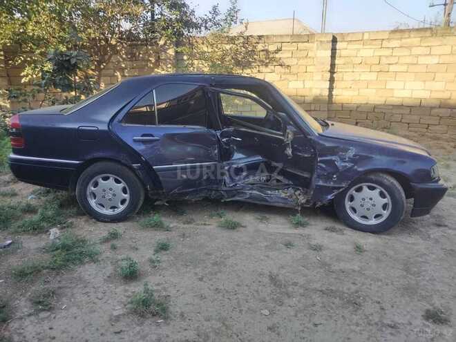Mercedes C 200 1994, 345,451 km - 2.0 l - Salyan