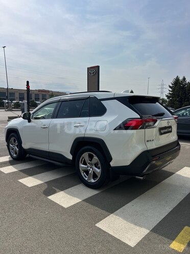Toyota RAV4 2018, 155,000 km - 2.0 l - Gəncə