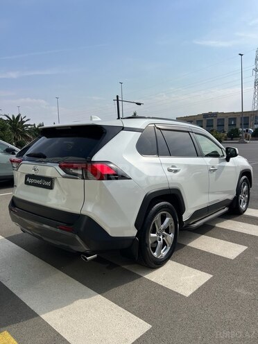 Toyota RAV4 2018, 155,000 km - 2.0 l - Gəncə