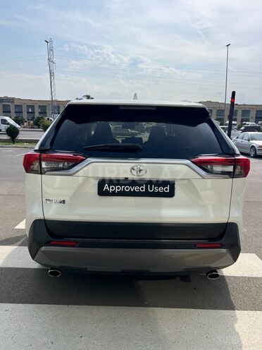 Toyota RAV4 2018, 155,000 km - 2.0 l - Gəncə