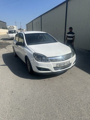 Opel Astra 2010, 348,000 km - 1.3 l - Bakı