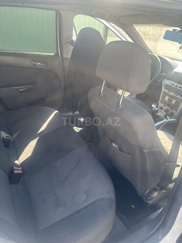Opel Astra 2010, 348,000 km - 1.3 l - Bakı