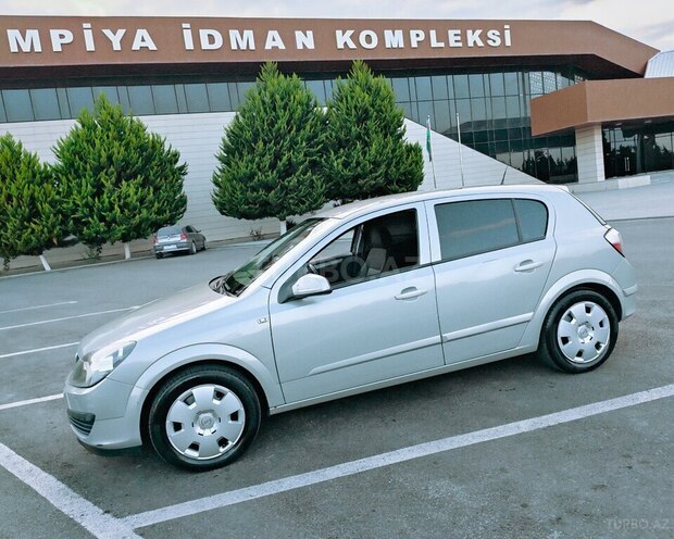 Opel Astra 2006, 220,000 km - 1.4 l - Xaçmaz
