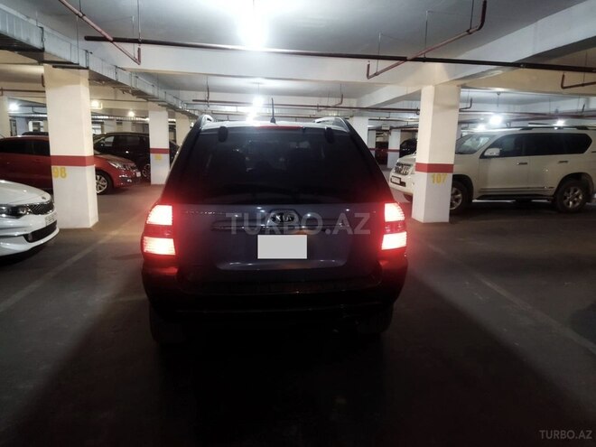 Kia Sportage 2008, 180,000 km - 2.0 l - Bakı