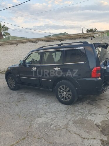 Mitsubishi Pajero 2007, 385,000 km - 3.2 l - Bakı