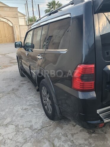 Mitsubishi Pajero 2007, 385,000 km - 3.2 l - Bakı