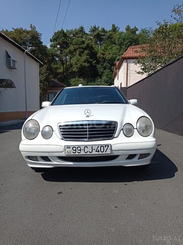 Mercedes E 240 1999, 388,900 km - 2.4 l - Zaqatala