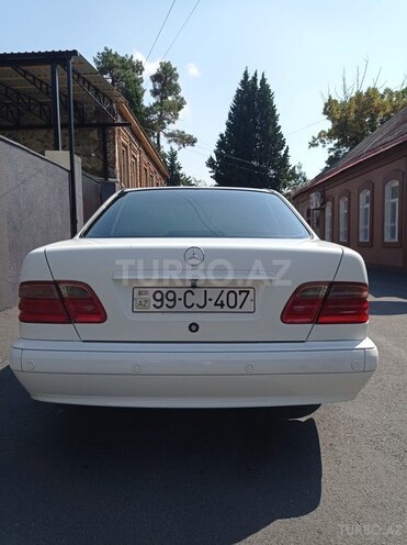 Mercedes E 240 1999, 388,900 km - 2.4 l - Zaqatala