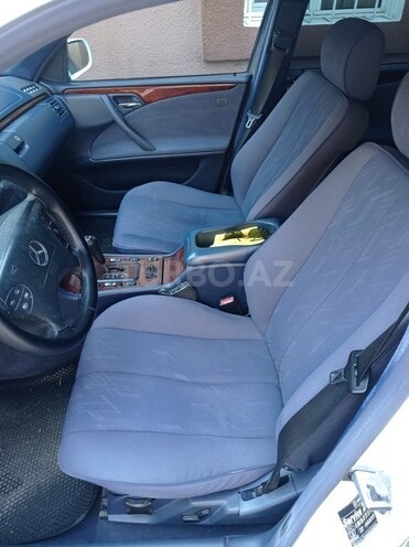 Mercedes E 240 1999, 388,900 km - 2.4 l - Zaqatala
