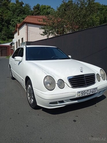Mercedes E 240 1999, 388,900 km - 2.4 l - Zaqatala