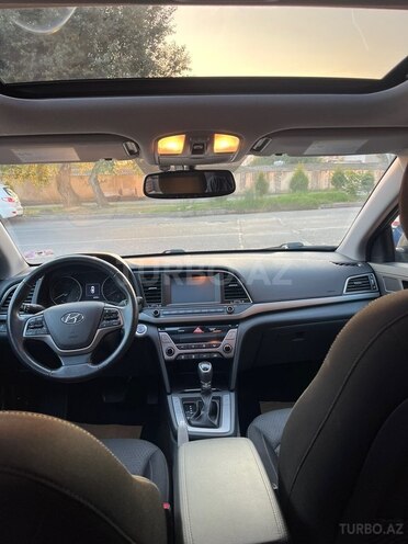 Hyundai Elantra 2016, 148,353 km - 2.0 l - Şamaxı