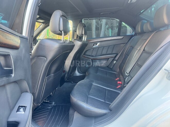 Mercedes E 350 2012, 186,000 km - 3.5 l - Bakı