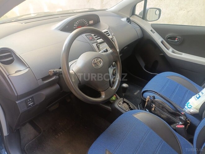 Toyota Vitz 2008, 210,000 km - 1.3 l - Bakı