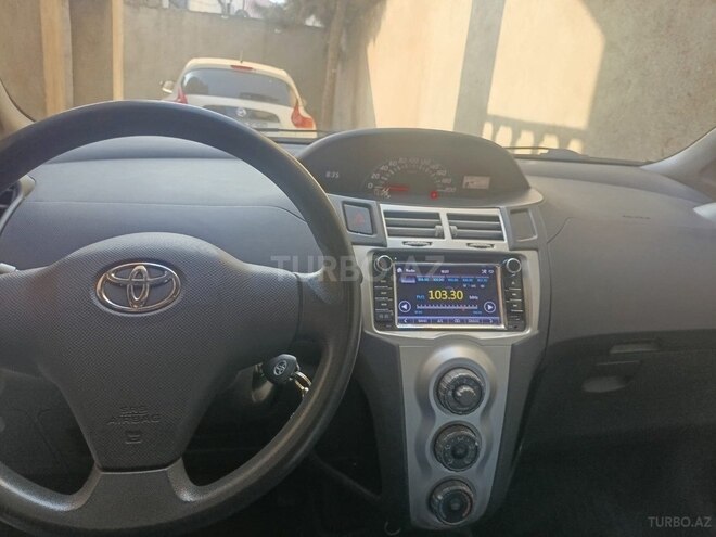 Toyota Vitz 2008, 210,000 km - 1.3 l - Bakı