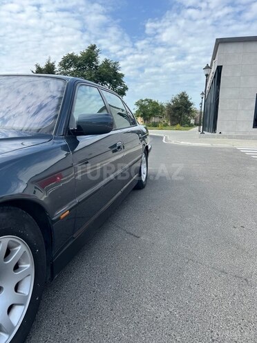BMW 740 1999, 409,000 km - 4.4 l - Bakı