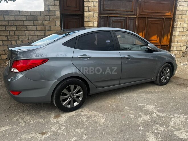 Hyundai Accent 2018, 132,031 km - 1.6 l - Naftalan