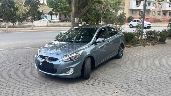 Hyundai Accent 2018, 132,031 km - 1.6 l - Naftalan