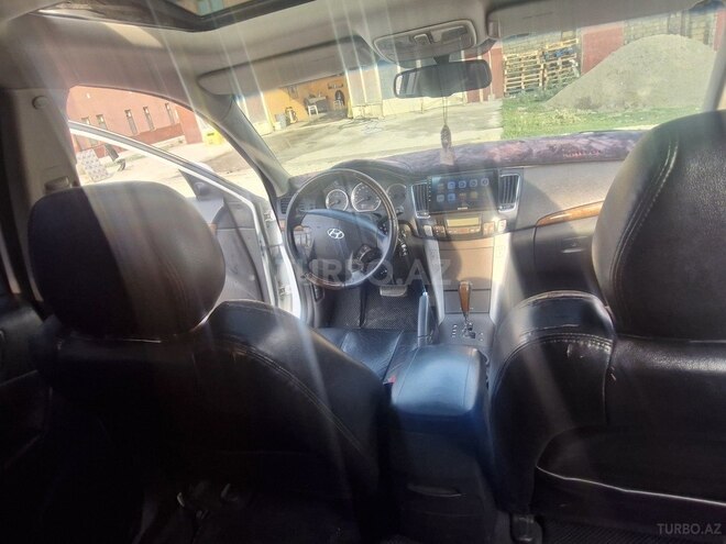 Hyundai Sonata 2009, 223,000 km - 2.4 л - Quba