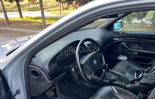 BMW 528 1998, 350,000 km - 2.8 l - Bakı