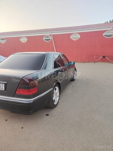 Mercedes C 250 1995, 524,231 km - 2.5 л - Masallı