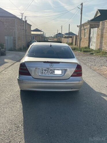 Mercedes E 270 2002, 310,000 km - 2.7 l - Hacıqabul