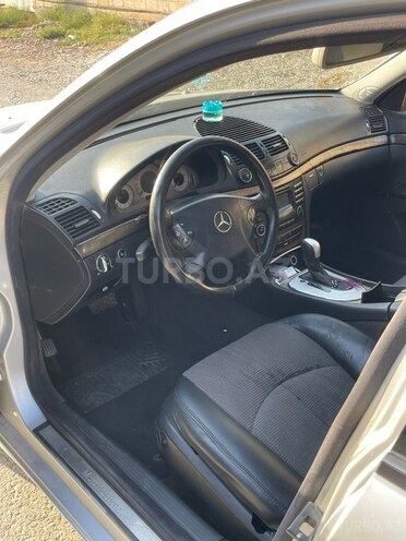 Mercedes E 270 2002, 310,000 km - 2.7 l - Hacıqabul