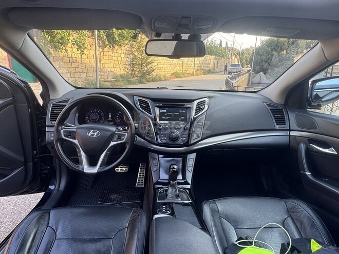 Hyundai i40 2012, 241,000 km - 2.0 l - Bakı