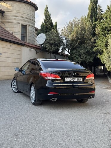 Hyundai i40 2012, 241,000 km - 2.0 l - Bakı