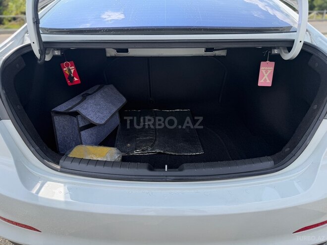 Hyundai Elantra 2018, 219,000 km - 2.0 l - Şəki