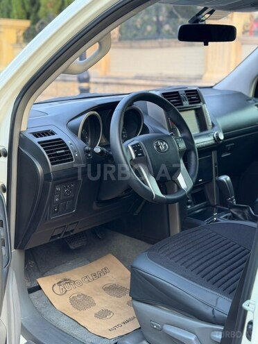 Toyota Land Cruiser Prado 2012, 199,892 km - 2.7 л - Bakı