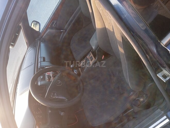 Mercedes E 220 1997, 450,000 km - 2.2 l - Bakı