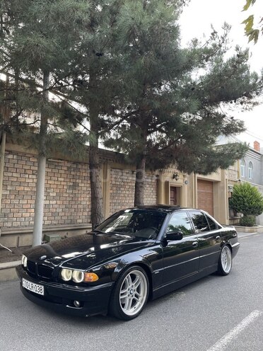 BMW 740 1999, 290,000 km - 4.4 l - Bakı