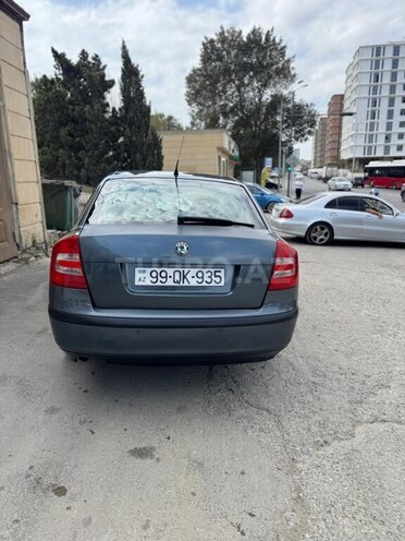 Skoda Octavia 2005, 180,000 km - 1.6 л - Bakı