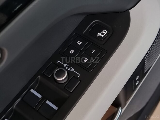 Land Rover Defender 2022, 68,000 km - 2.0 l - Bakı