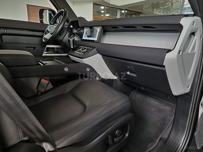 Land Rover Defender 2022, 68,000 km - 2.0 l - Bakı