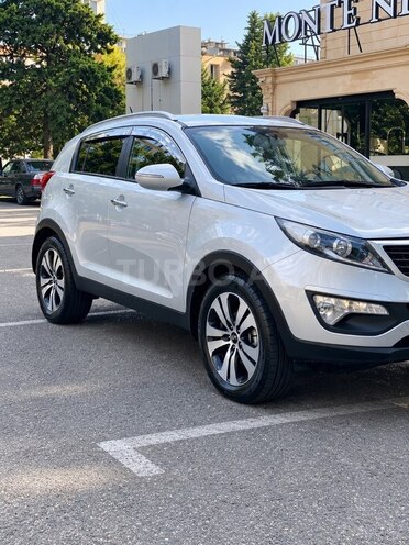Kia Sportage 2011, 196,000 km - 2.0 l - Bakı
