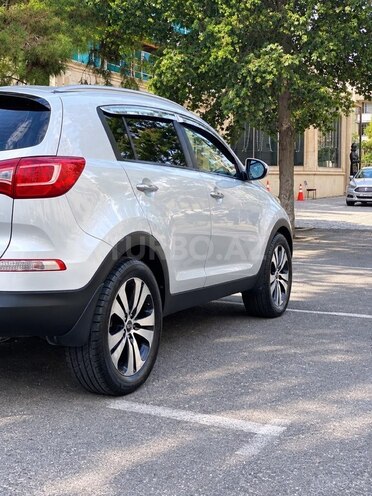 Kia Sportage 2011, 196,000 km - 2.0 l - Bakı