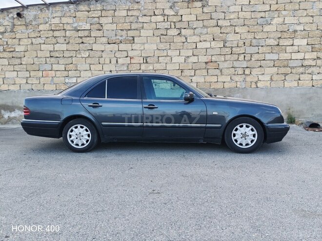 Mercedes E 230 1997, 350,000 km - 2.3 l - Sumqayıt