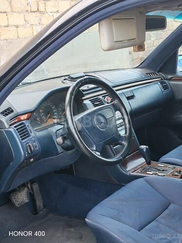 Mercedes E 230 1997, 350,000 km - 2.3 l - Sumqayıt