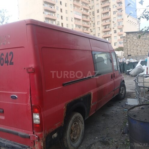 Ford Transit 2002, 550,000 km - 2.4 l - Bakı