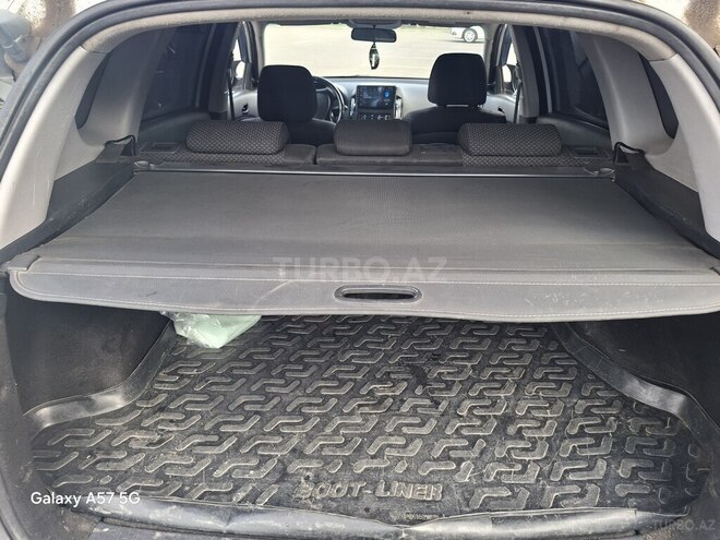 Hyundai i30 2010, 454,000 km - 1.6 l - Salyan