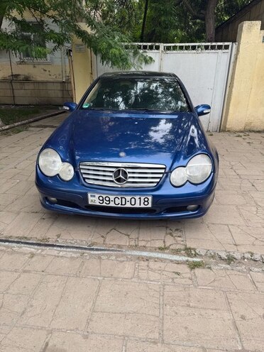 Mercedes C 200 2001, 353,850 km - 2.0 л - Sabirabad