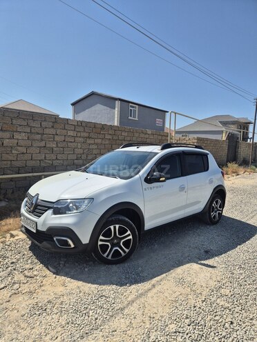 Renault Sandero 2020, 27,000 km - 1.6 л - Bakı