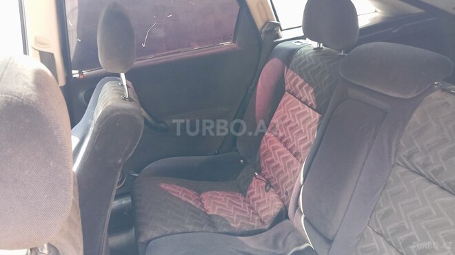 Opel Vectra 1996, 445,000 km - 2.0 л - Qax