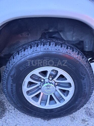 Mitsubishi Pajero 1993, 300,000 km - 2.5 l - Qazax