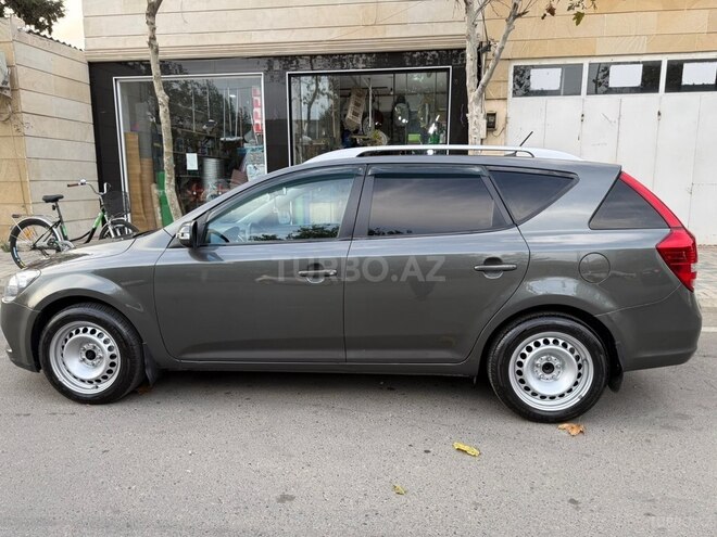 Kia  2010, 350,000 km - 1.6 l - Bakı